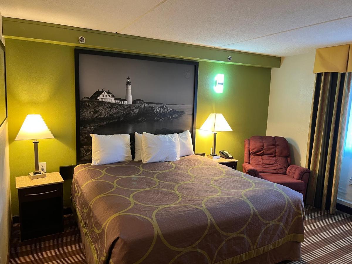 Super 8 By Wyndham Bangor Hotel Kültér fotó