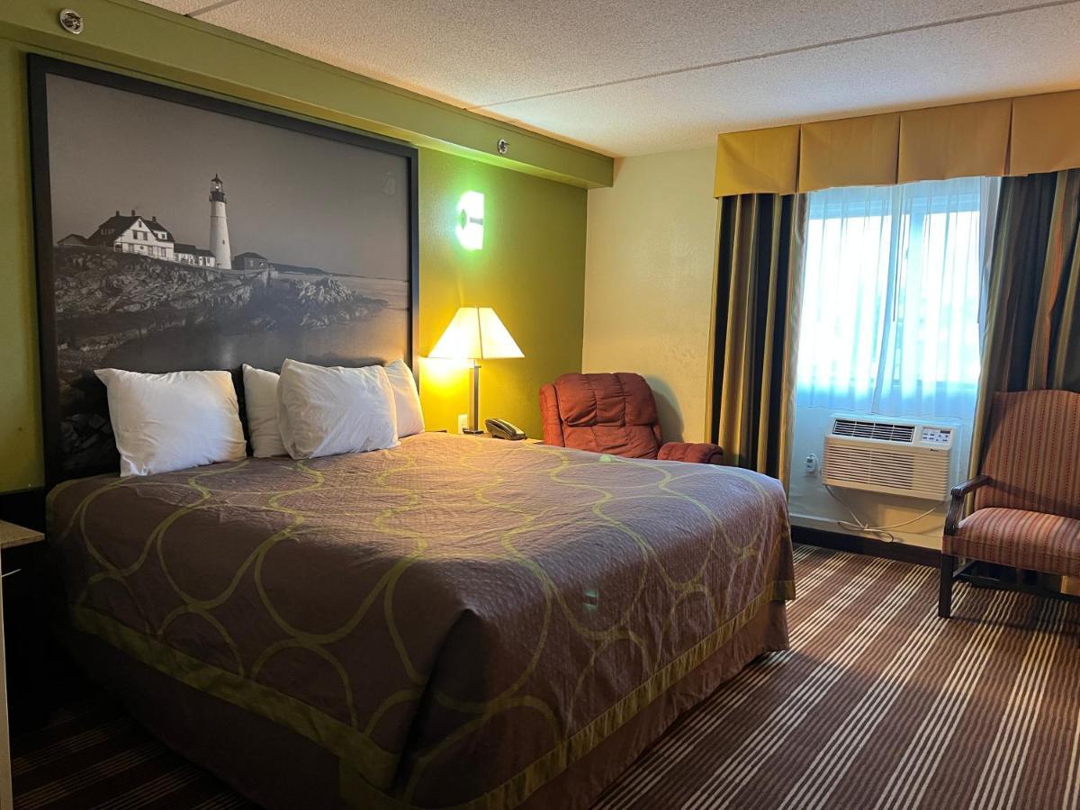 Super 8 By Wyndham Bangor Hotel Kültér fotó